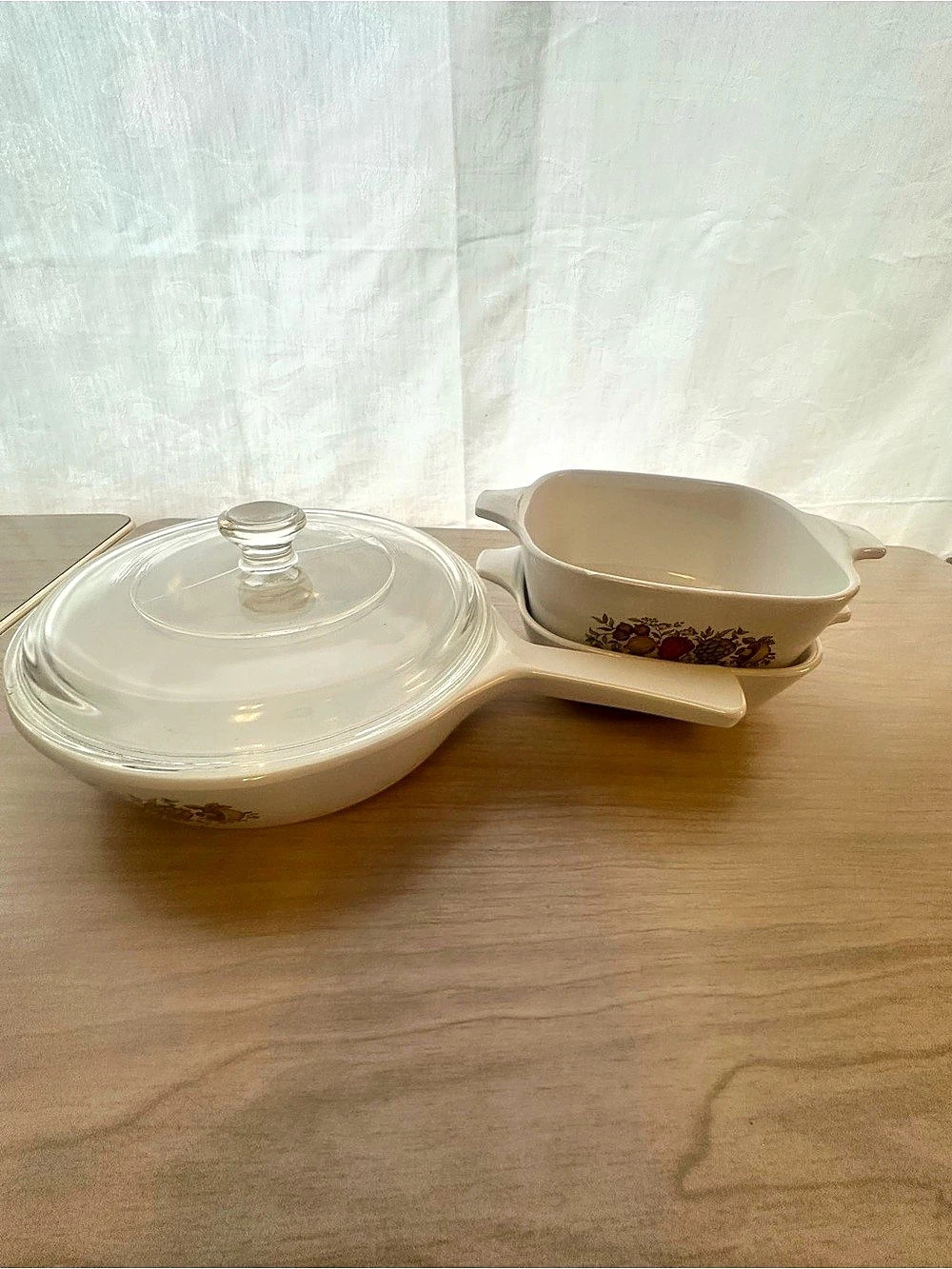 Corning Ware P-83-B and P-41-B Floral Cookware Set in White